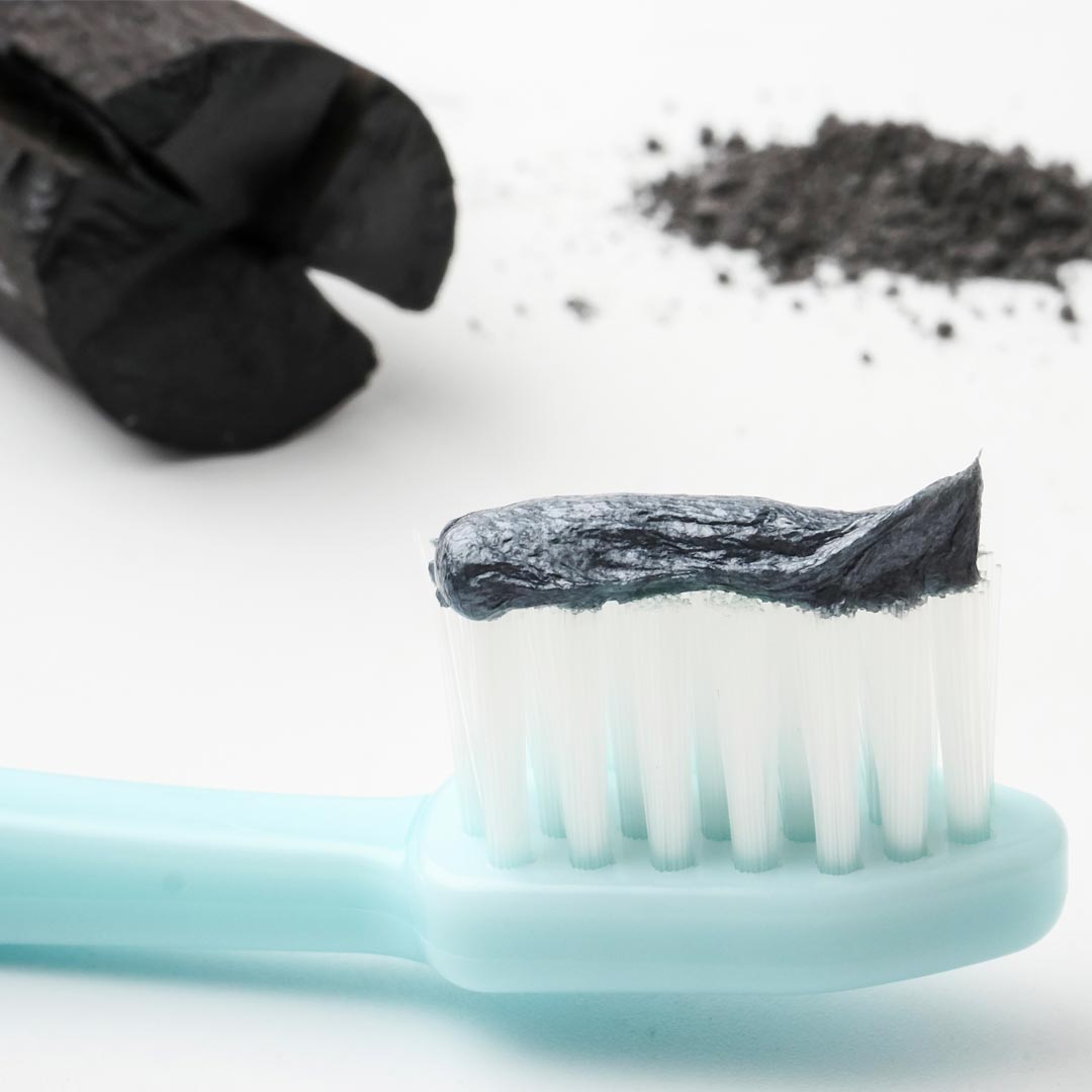 pasta-dientes-carbon-activado-www.clinicamasbermejo.com